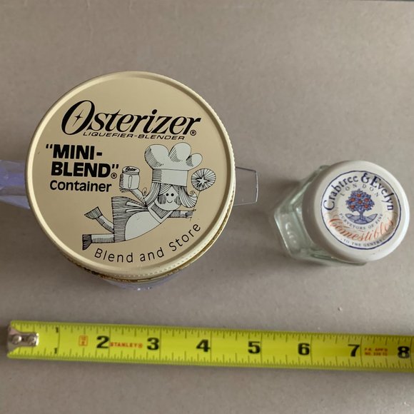 2-Smaller Storage Containers - Picture 2 of 5